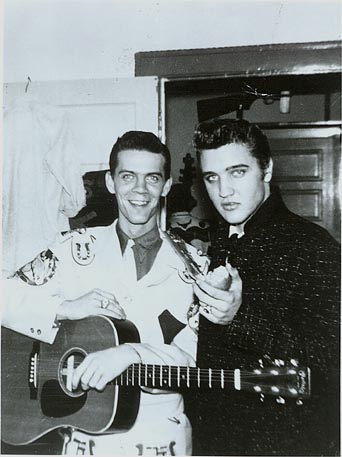 images/photos/Justin%20Tubb%20and%20Elvis.jpg#joomlaImage://local-images/photos/Justin Tubb and Elvis.jpg?width=342&height=457
